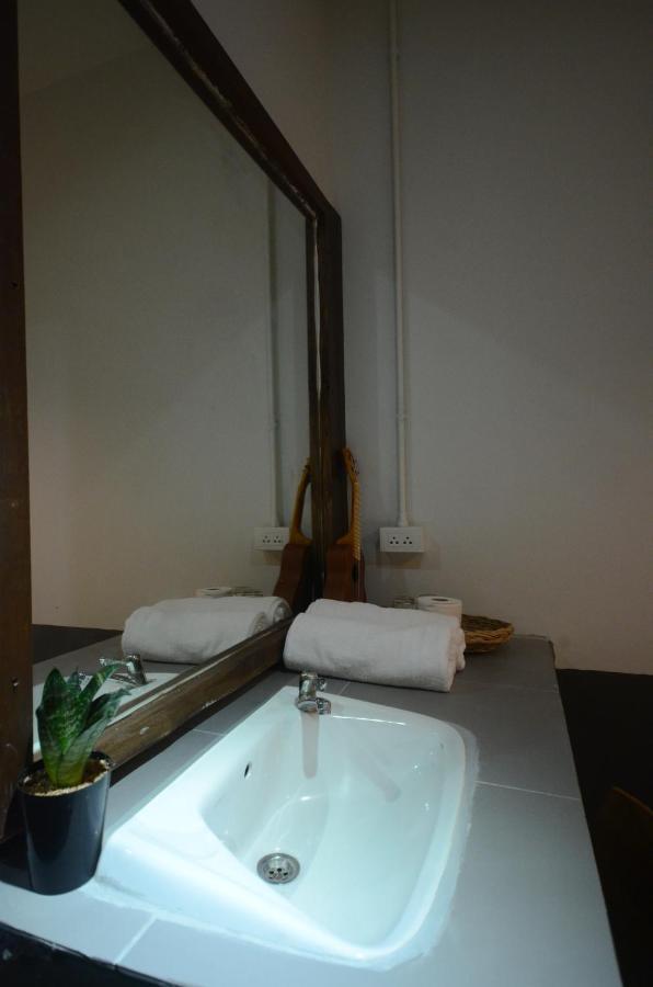 Suandok History House Aparthotel Chiang Mai Luaran gambar